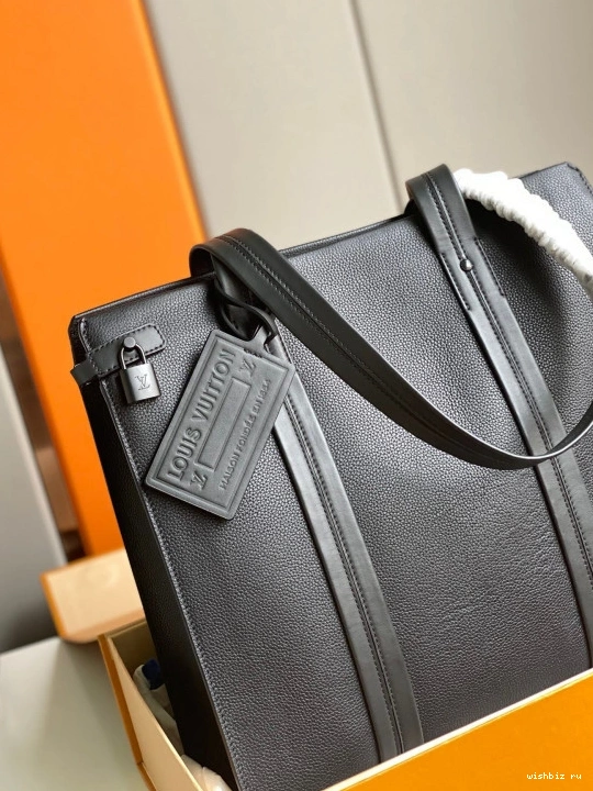 WIS TOTE VUITTON LOUIS 0310